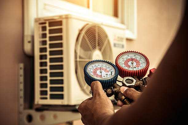 Professional Hvac Installation technician working in Belleville, WI